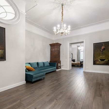 3 Room Apartments , Rohatyntsyv Street Leopoli Esterno foto